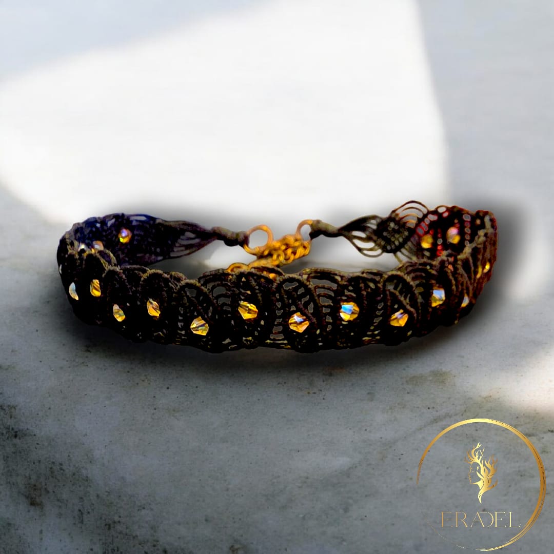 Sunset Flame – Handwoven Choker with Golden Swarovski Crystals
